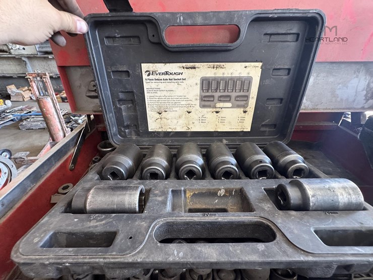 snap-on-rolling-tool-box-&-top-chest-with-side-cab-snap-on-rolling-tool-box-&-top-chest-with-side-cab-image-22