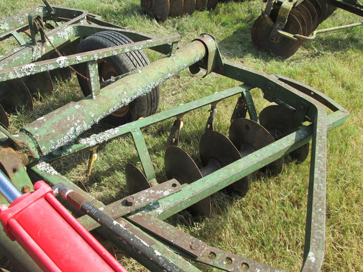 john-deere-10-image-12