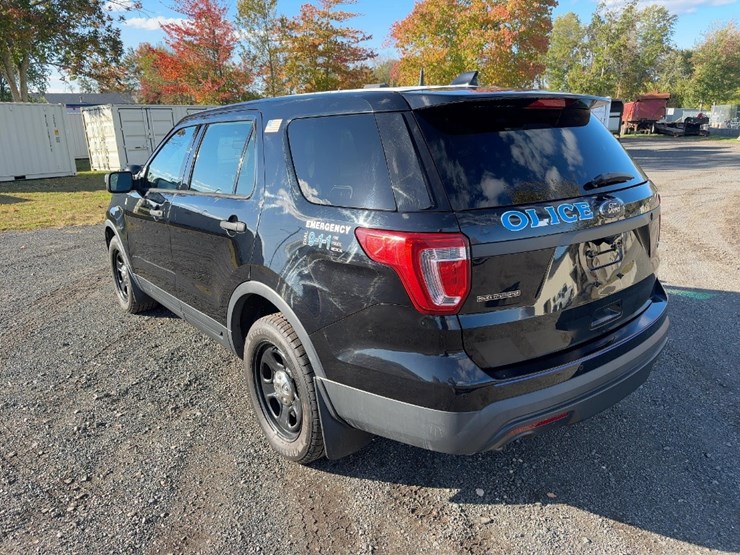 2017-ford-explorer-police-interceptor-image-3