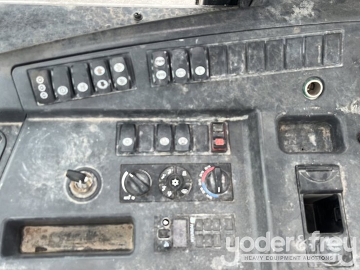2019-hyundai-70d-image-16