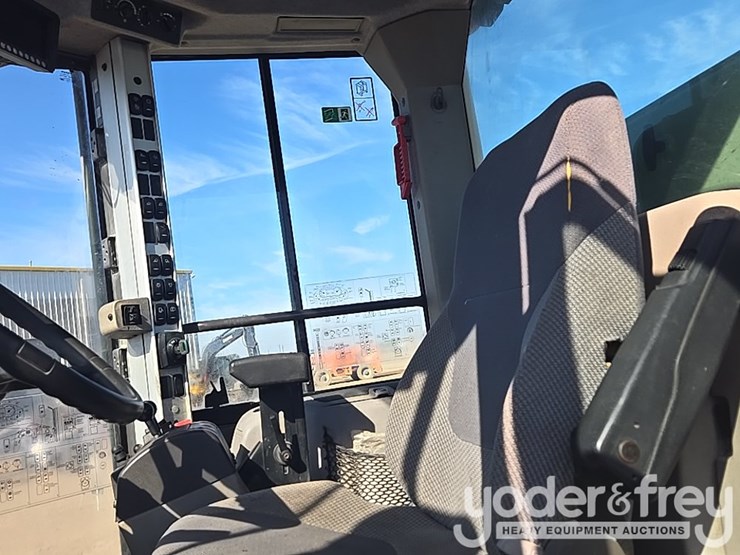 2016-volvo-l70h-image-51