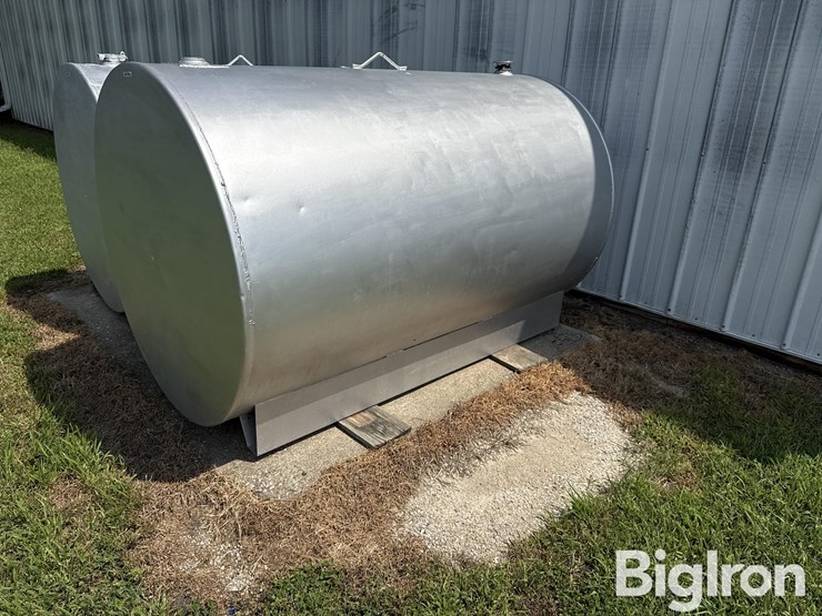 500-gal-fuel-tank-image-1