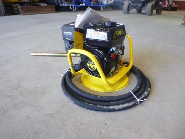 gas-powered-concrete-vibrator-image-1