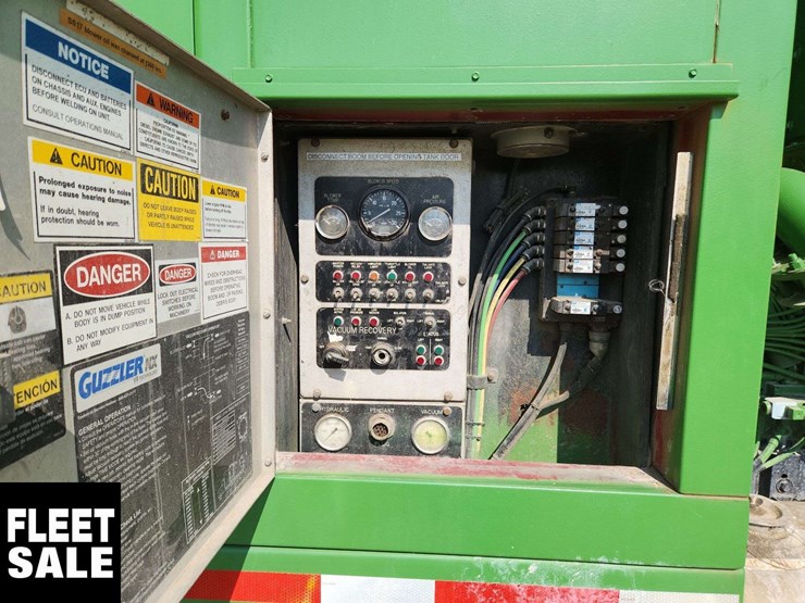 2005-international-workstar-7600-image-21