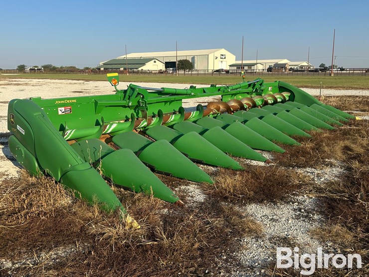 2020-john-deere-712fc-image-1
