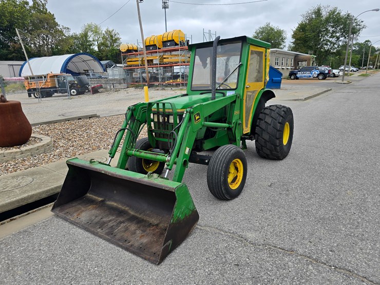 john-deere-5300-image-2