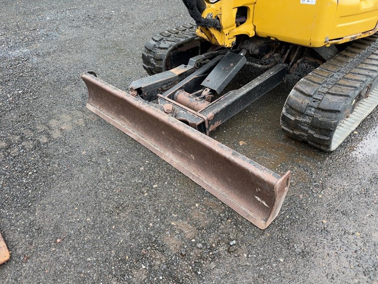 2016-caterpillar-304e2-cr-image-16