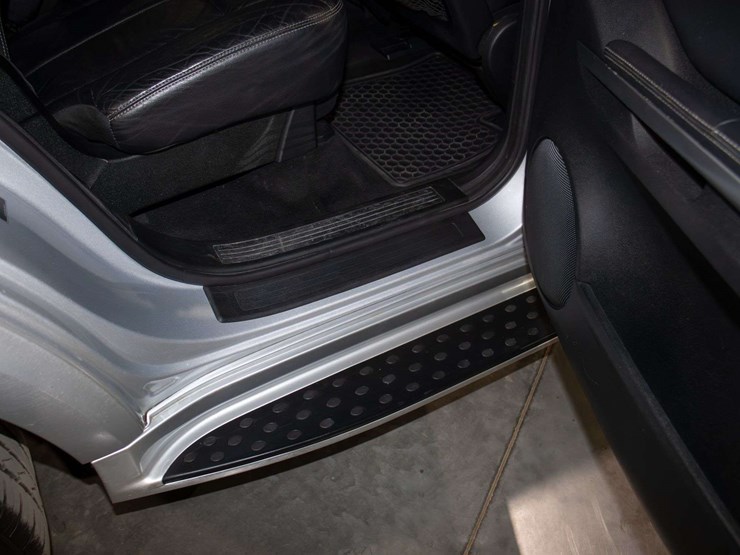2008-mercedes-benz-gl-550-amg-suv-image-34