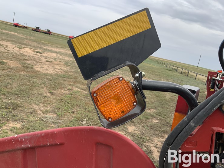 2014-case-ih-3152-image-18