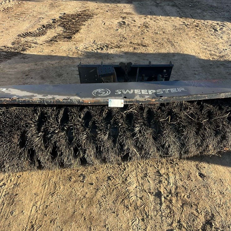 Skid steer broom attachment