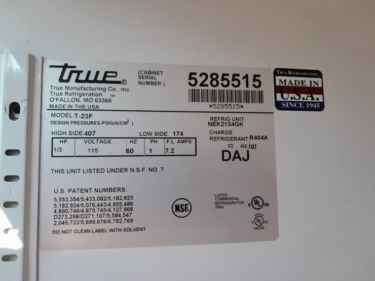 lot#-635-true-manufacturing-co.-refrigerator-image-5