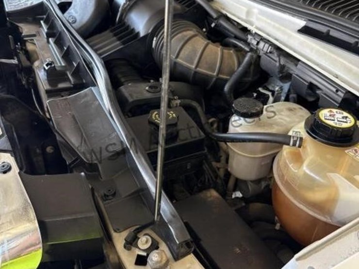 2009-ford-e350-image-16