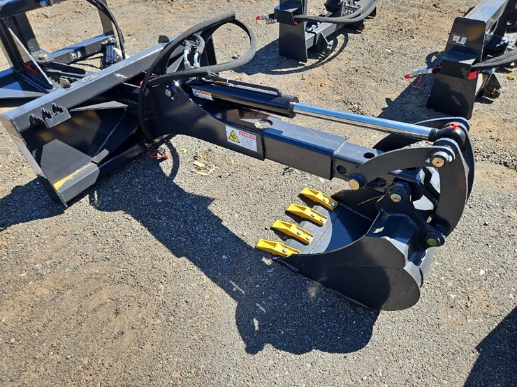 landhonor-backhoe-attachment-image-2