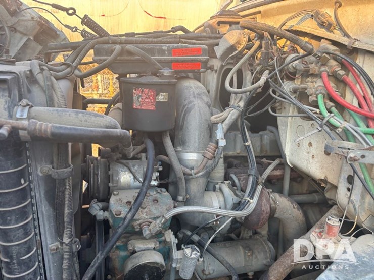 ford-l8000-image-20