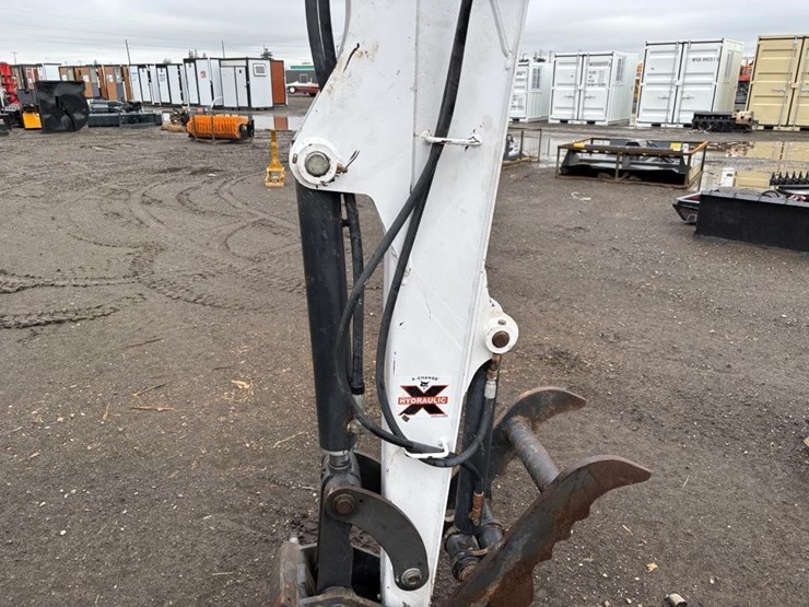 2019-bobcat-e32i-image-17