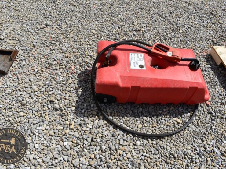 14-gal-portable-fuel-tank,-image-2