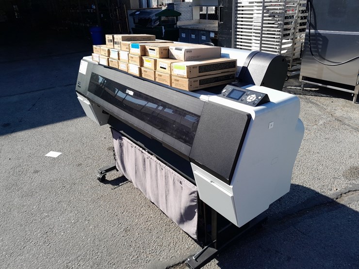 lot#-695-epson-stylus-pro-9890-printer-image-3