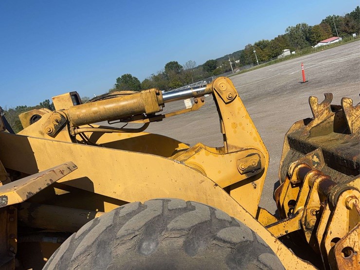 komatsu-180-wheel-loader-image-27