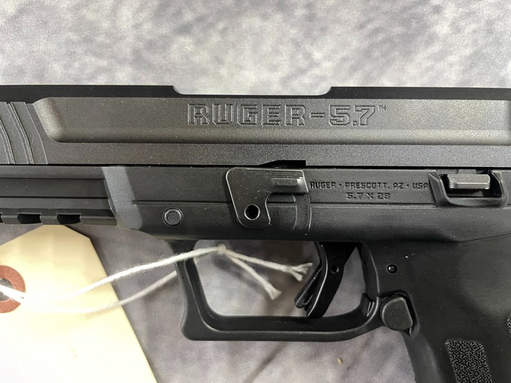 #4040-•-ruger-57,-sn:-644-04657-image-5