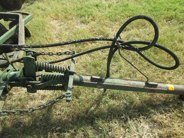 john-deere-10-image-13