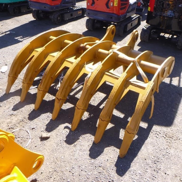 CATERPILLAR 320