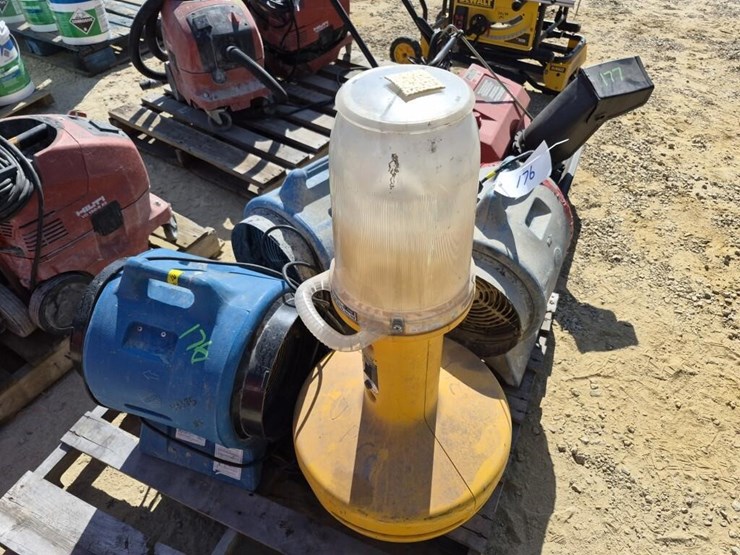 large-job-site-light-&-portable-air-movers/blowers-image-1