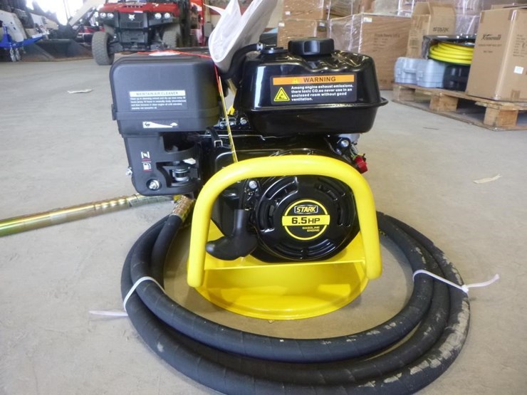 gas-powered-concrete-vibrator-image-4