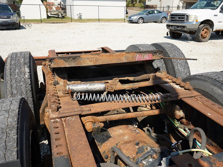 2007-international-transtar-8600-image-36