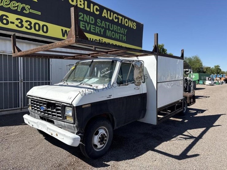 1989-ford-e350-image-2