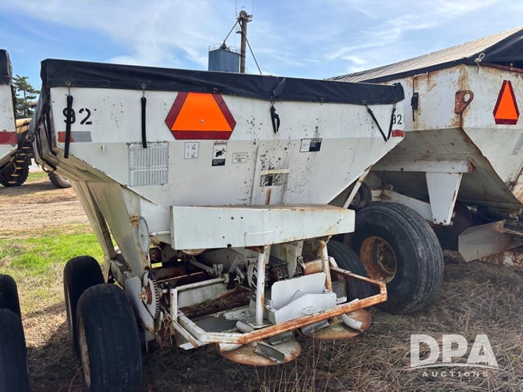 dry-spreader-buggy-(dr12300-unit-92)-image-6