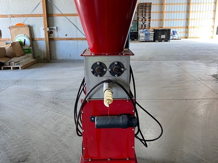 ksi-dry-feeder-(pz13936)-image-4