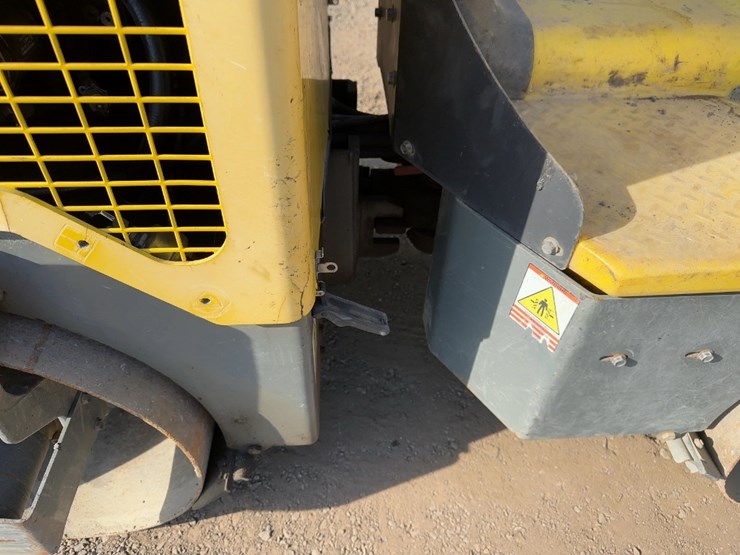 wacker-neuson-rd12-double-drum-vibratory-roller-image-13
