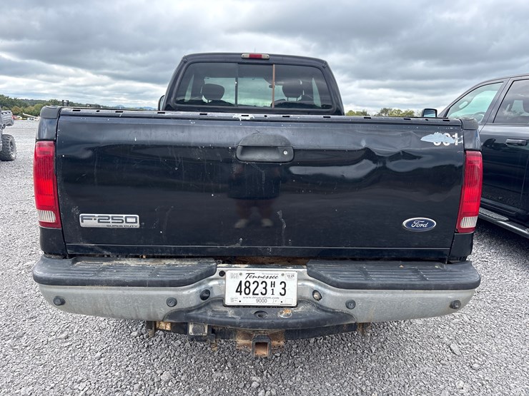 ford-f250-xlt-image-5