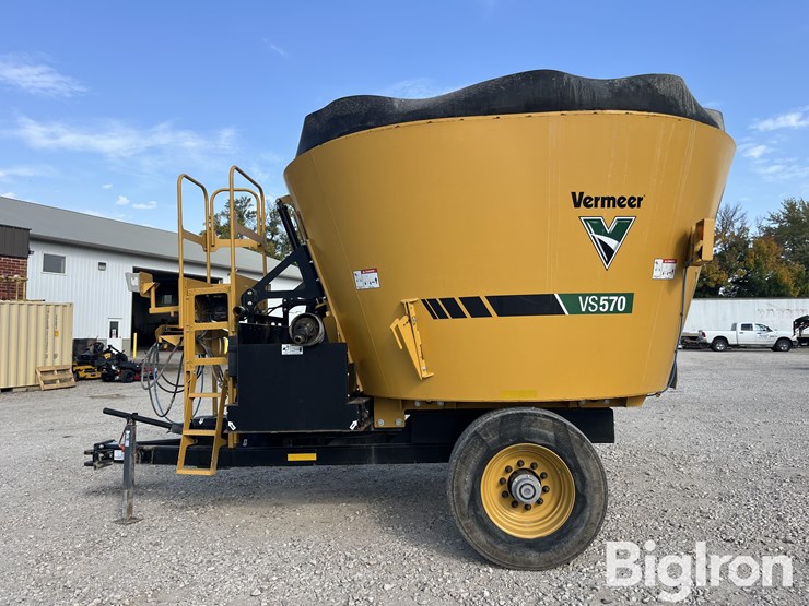 2022-vermeer-vs570-vertical-feed-mixer-wagon-image-8