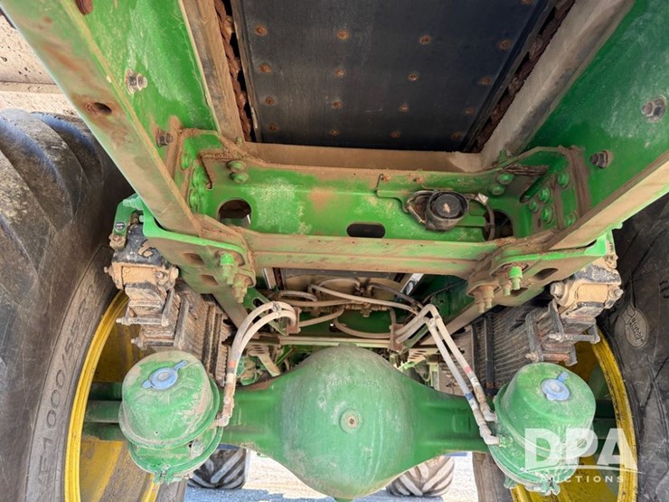 2023-john-deere-800r-image-88