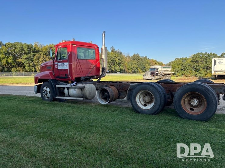 mack-ch613-image-5