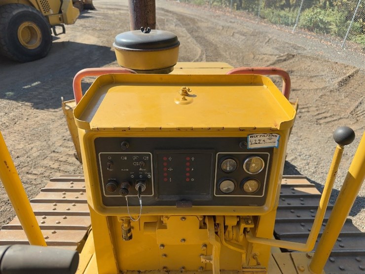 1993-caterpillar-d4h-xl-image-33