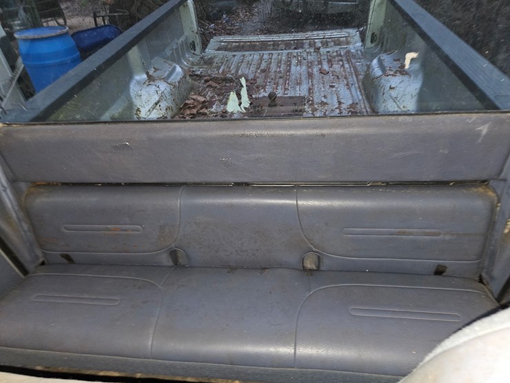 #684-•-1999-f350-dually-image-7