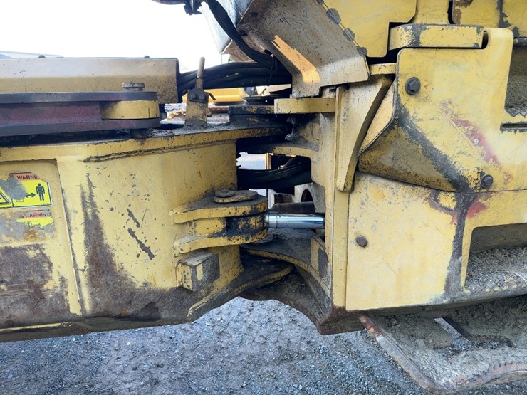 2006-caterpillar-525c-image-16