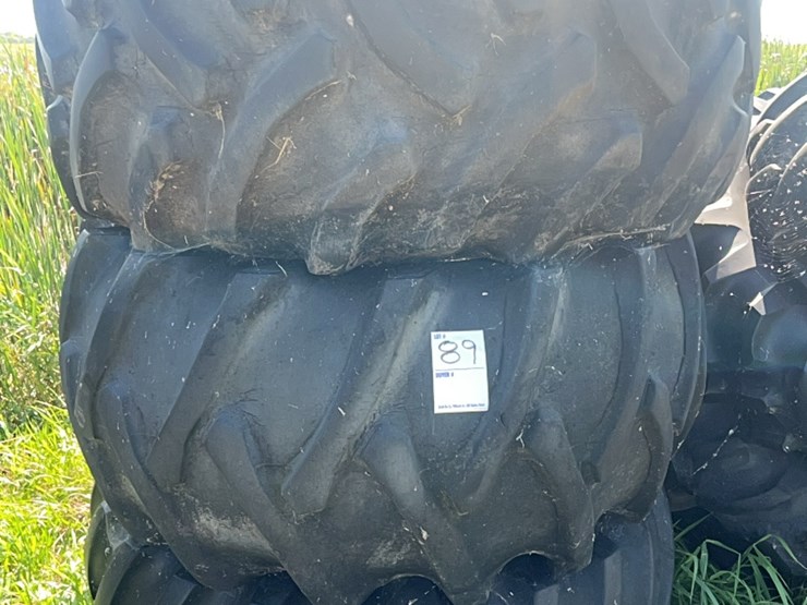 (3)-30.5/32-combine-tires,-decent-tires-image-4