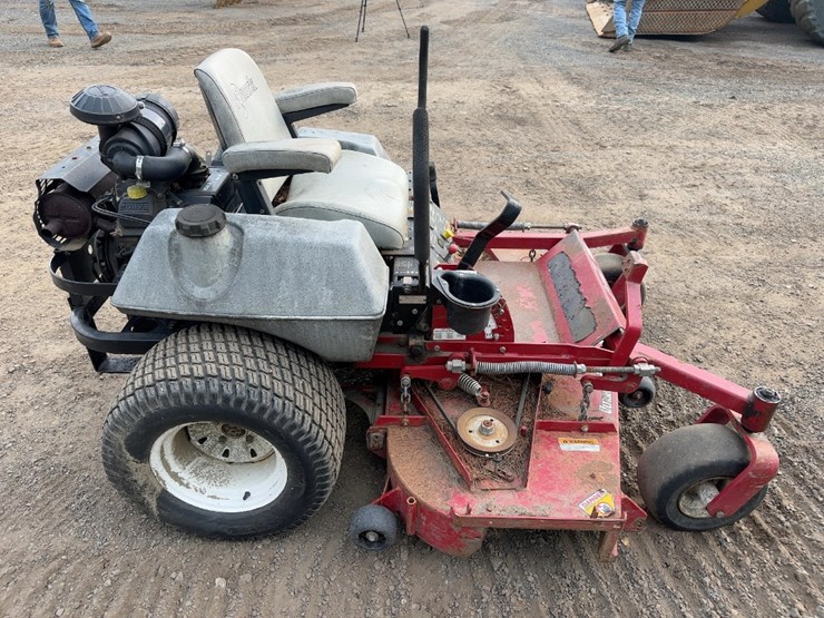 exmark-lazer-z-zero-turn-mower-image-5