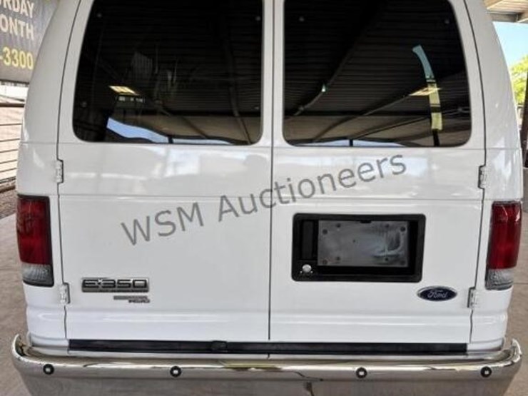 2008-ford-e350-image-6