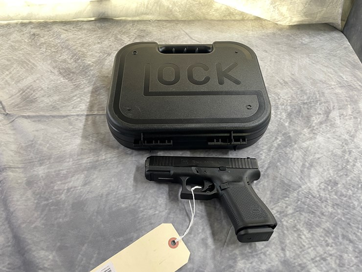 #4010-•-glock-19-gen-5,-sn:-cdyu735-image-1