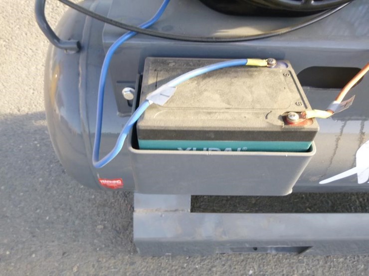 unused-13hp-30-gallon-air-compressor-image-7