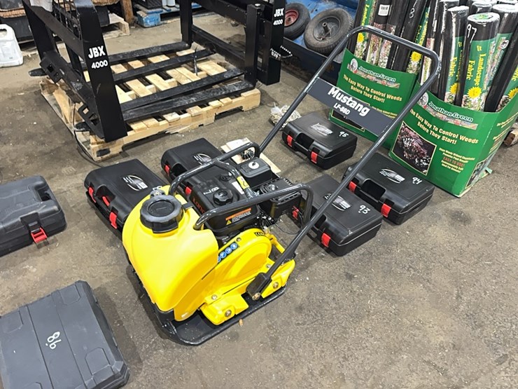 new-mustang-lf88-plate-compactor-new-support-equipment-image-1