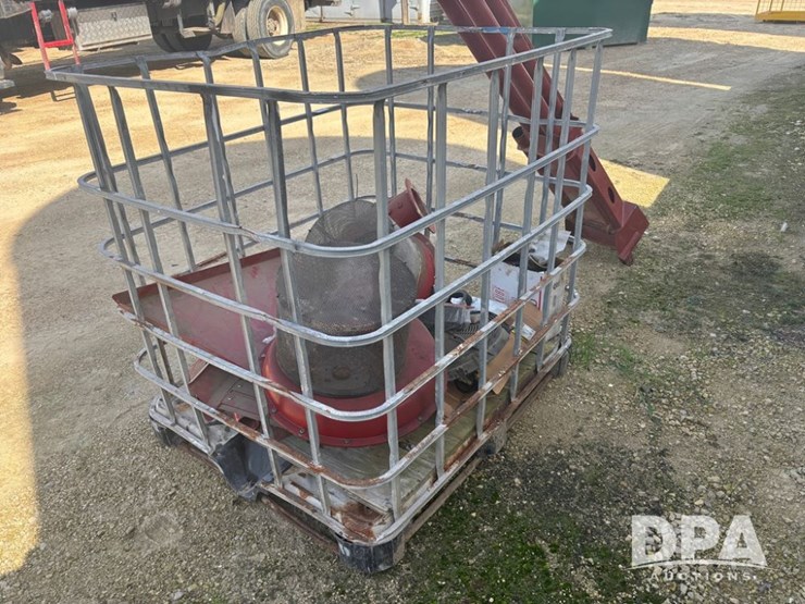 case-ih-810-image-4