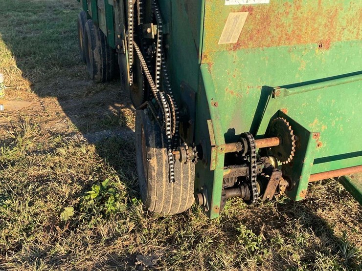badger-tandem-axle-silage-wagon-image-6