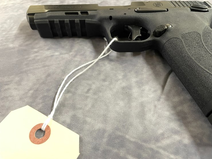 #4038-•-smith-&-wesson-m&p-22-magnum,-sn:-pjy9769-image-8