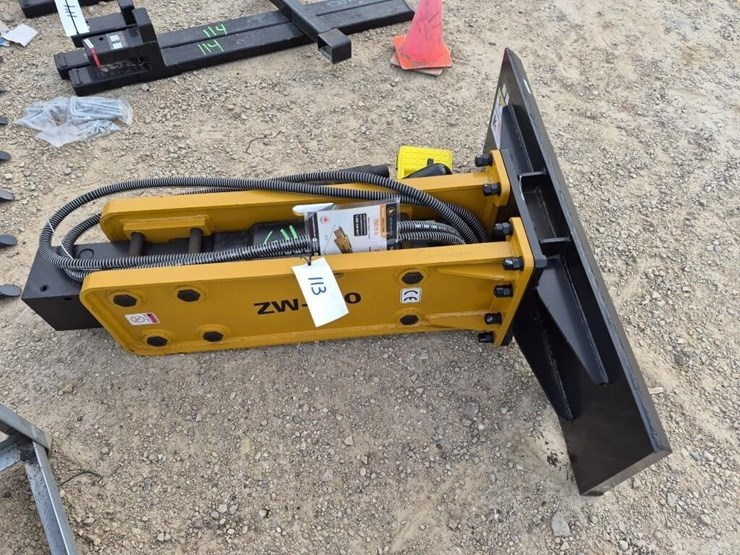 wolverine-cb-11-750f-concrete-breaker-image-1