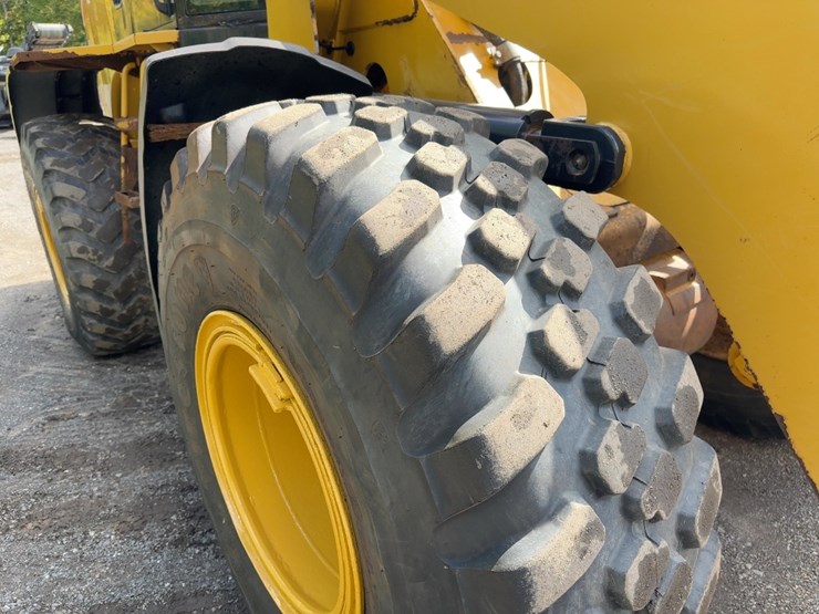 2008-caterpillar-928hz-image-13